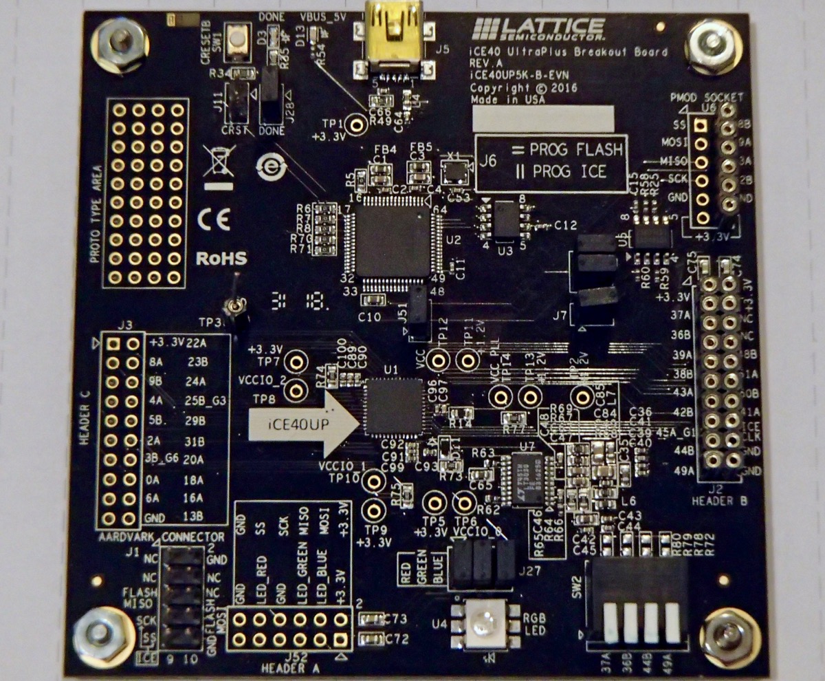 <strong>iCE40UP Breakout Board</strong>